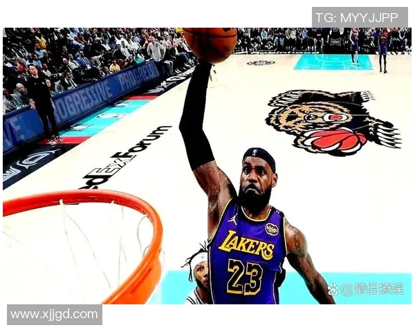 湖人成功击败勇士,詹姆斯狂砍三双助球队取得关键胜利