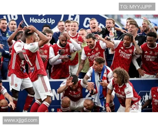 英格兰小组赛全胜，晋级16强：历史性时刻即将来临